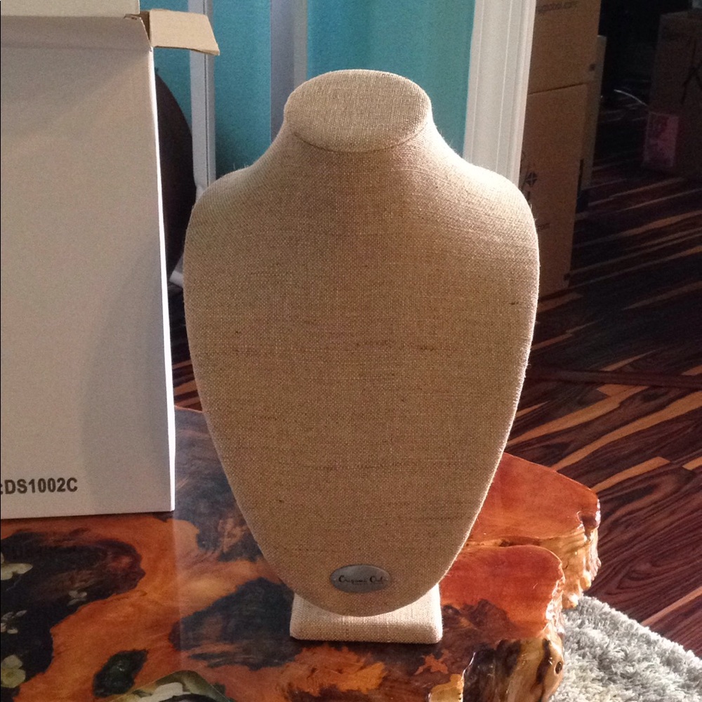 Origami Owl Bust Display for Jewelry